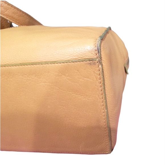 Chanel purse - Picture 7 of 11